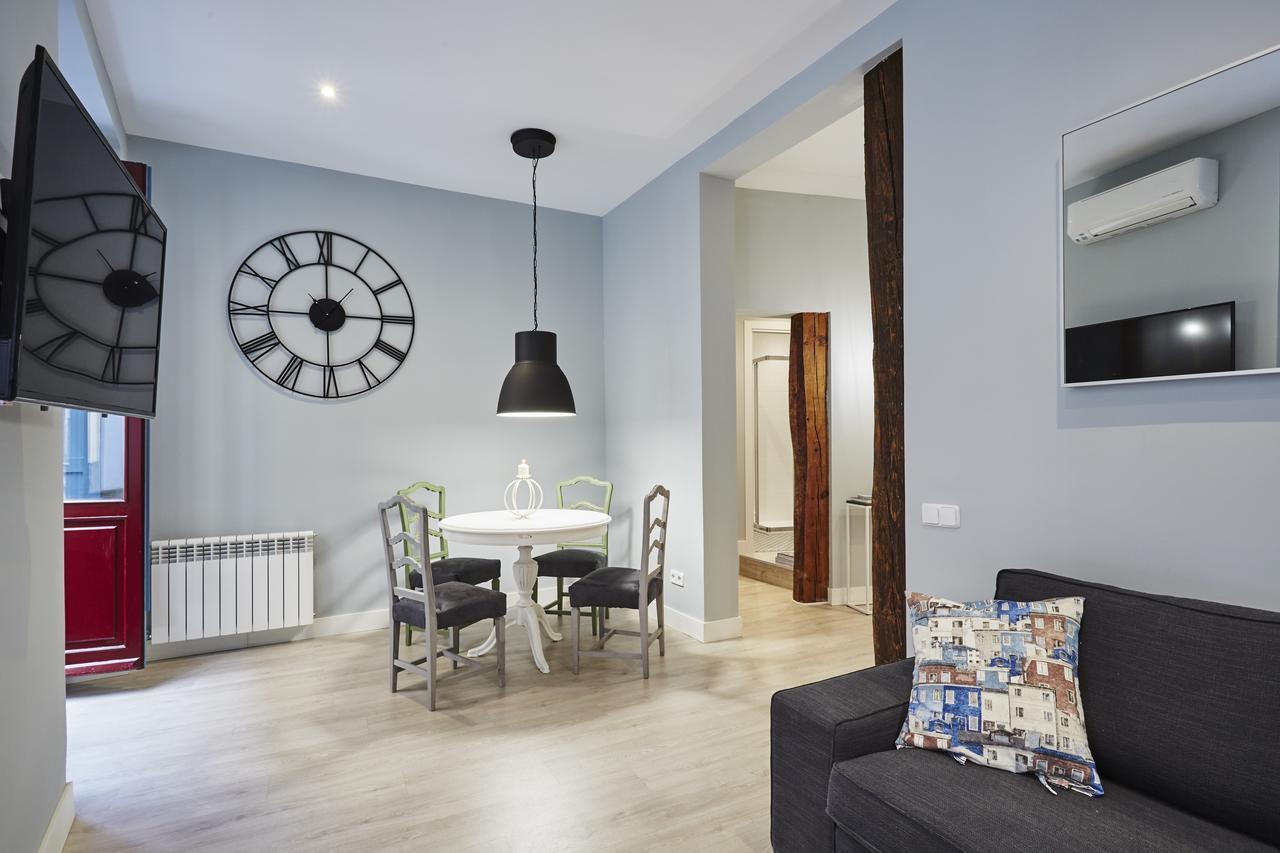 Leeways Apartment In Fucar Madri Exterior foto